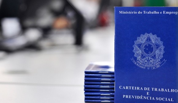 MP que alterava reforma trabalhista perde a validade e prejuízos desabam em cima dos trabalhadores